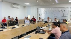 Autoridades dialogan sobre el paro arrocero. Foto cortesía