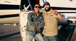 El colombiano y el sonorense lanzan su primera colaboración, nacida de una parranda en Valledupar.