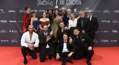 Colombia brilló con ‘Cien años de soledad’ que se llevó varios de los galardones más codiciados, incluyendo Mejor Miniserie.
