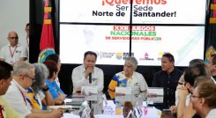 El gobernador, William Villamizar, y el alcalde de Cúcuta, Jorge Acevedo, presentando la postulación de Norte para la sede de los Juegos/Foto cortesía