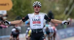 Juan Ayuso ganador la etapa
