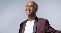 ‘Amor Bonito’, el emotivo regreso de Jandy Feliz al merengue.