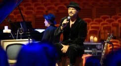 Ricardo Arjona abre el corazón de ‘Seco’ con una serie de videos en vivo.