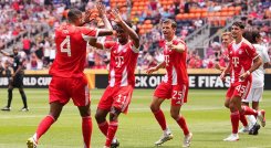 Bayern Múnich entró pisando fuerte.