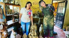 Entre el barro y el escenario: el otro arte de Andrea Echeverri.