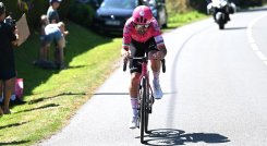 El irlandés Ben Healy (EF) sorprendió en la sexta etapa.