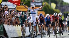 Tim Merlier gana su segunda etapa en el Tour de Francia.