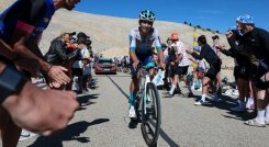 Gran etapa del colombiano Santiago Buitrago en el Mont Ventoux.