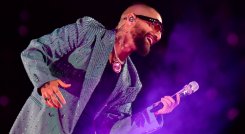 Maluma llevó el acento paisa a las grandes ligas del pop latino y demostró que el flow colombiano también conquista escenarios globales.