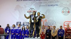 Dayra Pérez, a la derecha hace historia en potencia.