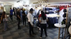 Empresarios del sector de la moda esperan alzas en las ventas para la temporada de fin de año