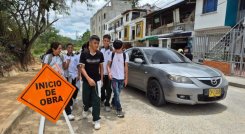En busca de garantizar entornos escolares seguros se construyen andenes en la avenida El Dorado de Ocaña.