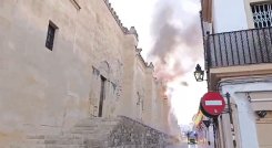 Incendio-en-Mezquita