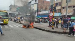 MOTO QUEMADA