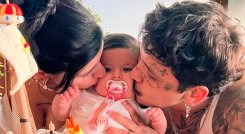 Nodal y su hija Inti