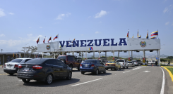 Puente Atanasio Girardot en la frontera entre Colombia y Venezuela.