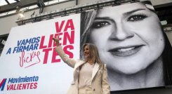 La precandidata Vicky Dávila habló con Acento, el pódcast de La Opinión. /Foto cortesía