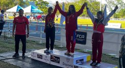 Michell Yuleiny Mansilla Lozano brilló en el salto con vallas.
