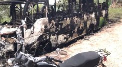 Bus-escolar-incinerado.