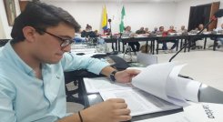 Depurar la base de datos en los establecimientos comerciales.