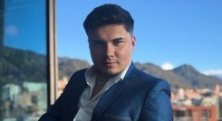 Diago Santiago revive clásicos de la música popular con el estreno de dos nuevos videoclips.