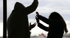 Mujer asesinada frente a sus hijas