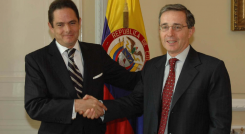 Uribe y Vargas Lleras.png