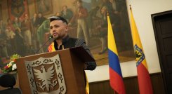 Ciro Quiñonez, orgullo cucuteño, condecorado en el Concejo de Bogotá.