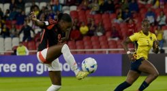 La selección femenina mayor de Colombia mostró en la jerarquía en los dos partidos.