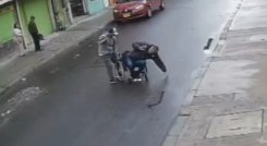 Robo-a-silla-de-ruedas