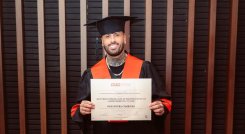 Nicky Jam recibe doctorado Honoris Causa en Colombia.