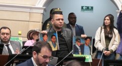 FUERTE PELEA DEL SENADOR JP Y EL URIBISMO CONTRA IVÁN CEPEDA EN PLENARIA