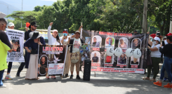 Familiares de colombianos presos en Venezuela protestan.
