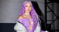 ‘Bebiembre’: el nuevo sencillo con el que Fariana adelanta la Navidad.