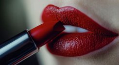 MAQUILLAJE TÓXICO / COLPRENSA 