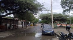 barrio Comuneros destaca por su iglesia y negocios de comida y tecnología.