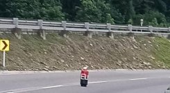  cilindro con insignias del ELN 