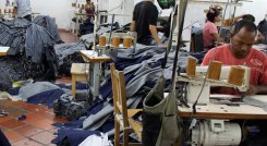 Hay 2.850 talleres satélites de confecciones, según el último conteo de Aprointex./ Foto Archivo