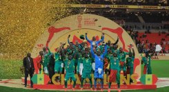 Senegal en un polémico partido se coronó campeón de la Copa Africana de Naciones 