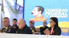 Delcy Rodríguez alega presuntas amenazas del gobierno de Estado Unidos para cumplir demandas