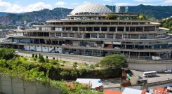 ¿Cómo el Helicoide pasó de albergar damnificados e intelectuales a ser una cárcel para narcos, homicidas y presos políticos?