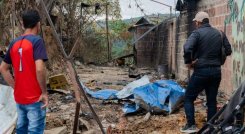Los bombardeos con explosivos lanzados con drones dejaron a Filo El Gringo destruido y desolado/Foto cortesía