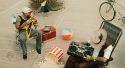 Mike Bahía y Nanpa Básico le cantan al amor real en ‘Me Gustas’.