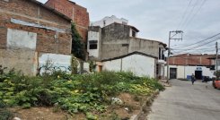 Damnificados del barrio Las Mercedes solicitan levantar las viviendas colapsadas hace 4 años.