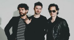 Los Revéz debutan con ‘Quiero Que Vengas’, una invitación directa al rock sin filtros.