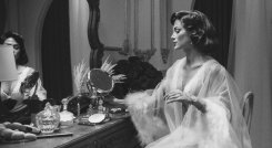 Greeicy apuesta por la picardía y el empoderamiento con Discúlpeme Señor.