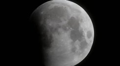 Artemis II sobrevuela la Luna este lunes