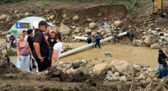 PROTESTAS DE AGUA EN LOS PATIOS / FOTO : CORTESÍA 