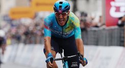 El italiano Davide Ballerini le dio la segunda victoria al XDS Astana en la 'corsa rosa'