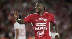 El delantero Hugo Rodallega llegó 302 goles suma en su carrera profesional, con el triplete que le marcó al América de Cali.